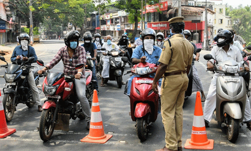 കണ്ണൂരില്‍ നിയന്ത്രണങ്ങള്‍ കടുപ്പിച്ചു;  അനാവശ്യമായി പുറത്തിറങ്ങുന്നവരെ ക്വാറന്റൈന്‍ ചെയ്യും