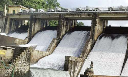 മംഗലം ഡാമിന്റ ഷട്ടറുകള്‍ തുറന്നു