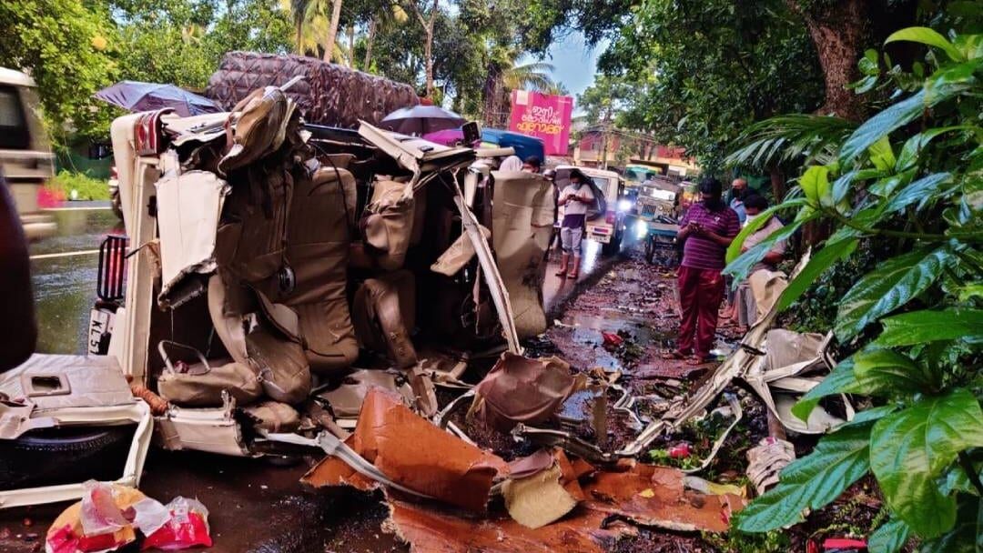 രാമനാട്ടുകര അപകടം; സംഘത്തലവന്‍ ഉടന്‍ രക്ഷപ്പെട്ടെന്ന് പോലിസ്