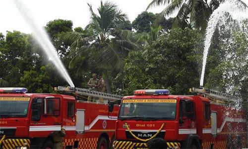 തിരുവനന്തപുരം പിആര്‍എസ് ആശുപത്രിക്ക് സമീപം ആക്രിക്കടയില്‍ വന്‍ തീപ്പിടുത്തം