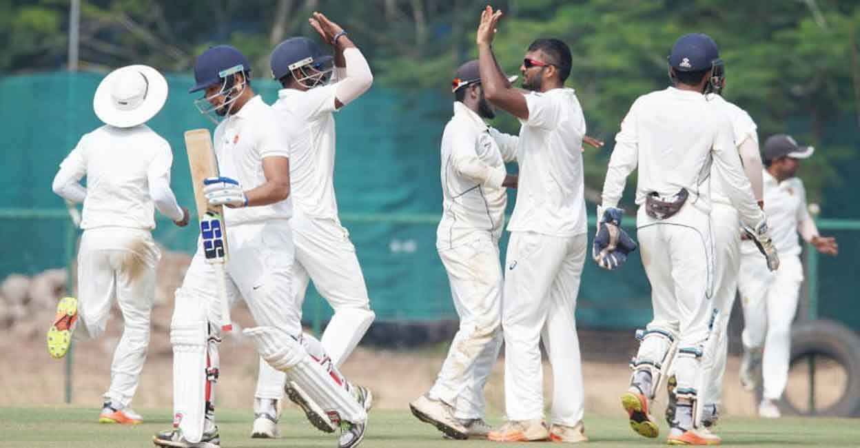 കൊവിഡ് വ്യാപനം; രഞ്ജി ട്രോഫി അടക്കം നിരവധി ടൂര്‍ണ്ണമെന്റുകള്‍ നീട്ടി