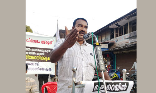 കെ റെയില്‍: അലൈന്‍മെന്റ് പുനപ്പരിശോധിക്കാനാവശ്യപ്പെട്ട് പരപ്പനങ്ങാടിയില്‍ പ്രതിഷേധ സംഗമം നടത്തി