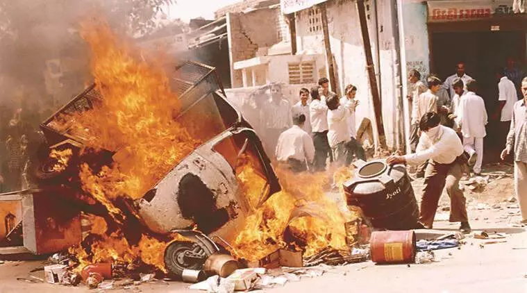 ഗോധ്ര കലാപം ആസൂത്രിതമല്ലെന്ന്; നാല് കേസുകളിലെ 35 പ്രതികളെയും ഗുജറാത്ത് കോടതി വെറുതെവിട്ടു