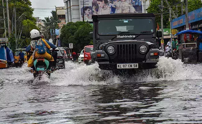 കേരളത്തില്‍ ഇന്ന് മഴ അതിശക്തമാവും; രണ്ട് ജില്ലകളില്‍ റെഡ് അലര്‍ട്ട്