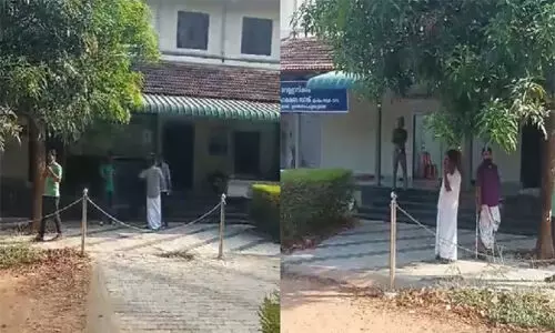 തൃശൂരില്‍ രണ്ട് ബാങ്ക് സെക്യൂരിറ്റി ജീവനക്കാര്‍ മരിച്ച നിലയില്‍