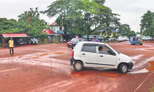 ഡ്രൈവിങ് ടെസ്റ്റ് പരിഷ്‌കരണം; സര്‍ക്കുലറിനെതിരായ ഹരജികള്‍ ഇന്ന് ഹൈക്കോടതി പരിഗണിക്കും