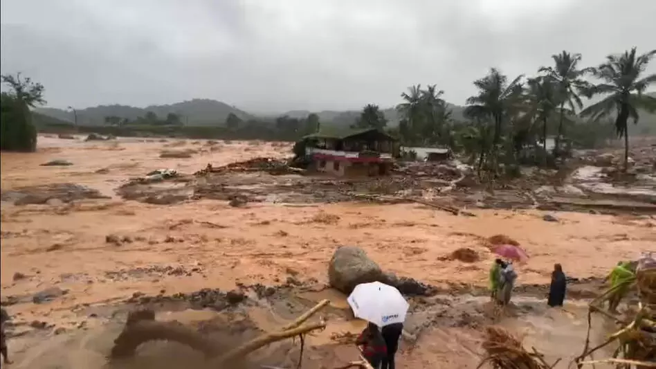 വയനാട് ഉരുള്‍പൊട്ടല്‍: മലപ്പുറം പോത്തുകല്ലിലേക്ക് മൃതദേഹങ്ങള്‍ ഒഴുകി വരുന്നു