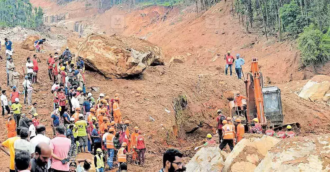 വയനാട് മുണ്ടക്കൈ ദുരന്തം; ജനകീയ തിരച്ചിലില്‍ രണ്ട് ശരീരഭാഗങ്ങള്‍ കണ്ടെത്തി