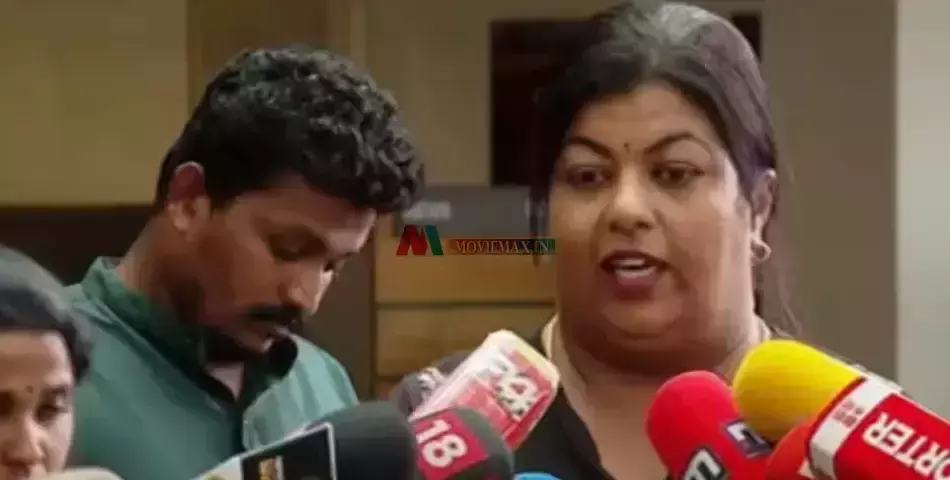 പ്രമുഖ നടനില്‍ നിന്ന് ദുരനുഭവമുണ്ടായി; തിലകന്റെ മകള്‍; ഉചിത സമയത്ത് പേര് വെളിപ്പെടുത്തും