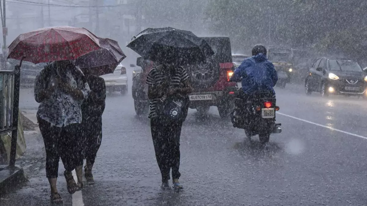 സംസ്ഥാനത്ത് ശക്തമായ ഒറ്റപ്പെട്ട മഴക്ക് സാധ്യത