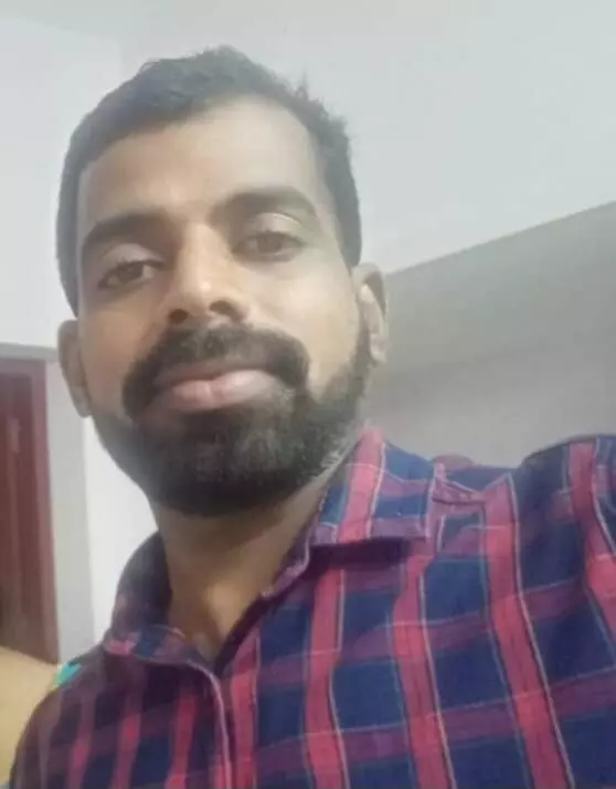 പരപ്പനങ്ങാടിയില്‍ യുവാവ് തൂങ്ങിമരിച്ച നിലയില്‍