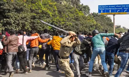 മാര്‍ക്ക് ഏകീകരണത്തിന് എതിരായ പ്രക്ഷോഭം: ഖാന്‍ സാറിനെയും ഗുരു റഹ്മാനെയും കസ്റ്റഡിയില്‍ എടുത്തില്ലെന്ന് ബിഹാര്‍ പോലിസ്